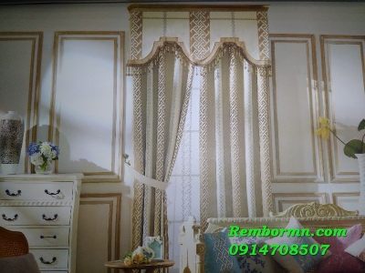 Rèm được làm bằng chất liệu gấm thô cao cấp và kiểu dáng hiện đại